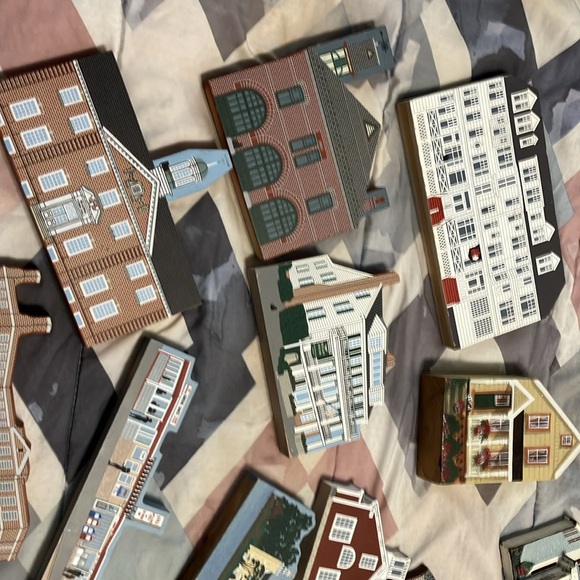 Incredible find. !!  19 pc set of carved n hand crafted wooden. ( most 1/2” wide - Picture 14 of 16